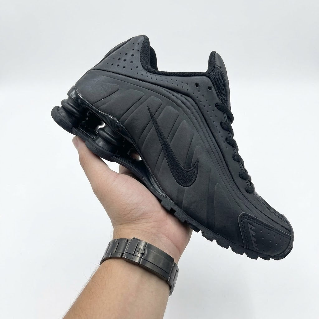 Nike Shox R4